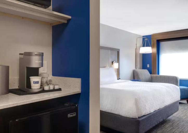 Holiday Inn Express & Suites - Detroit - Dearborn By Ihg Esterno foto